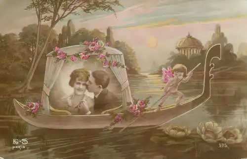 Postcard cpa amoreux romantic couple love idyll boat and angel