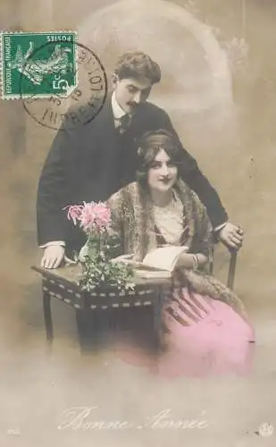 Postcard cpa amoreux romantic couple love idyll coiffure and fur coat