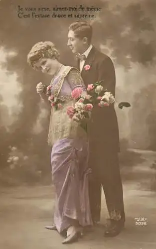Postcard cpa amoreux romantic couple love idyll coiffure and flowers elegance