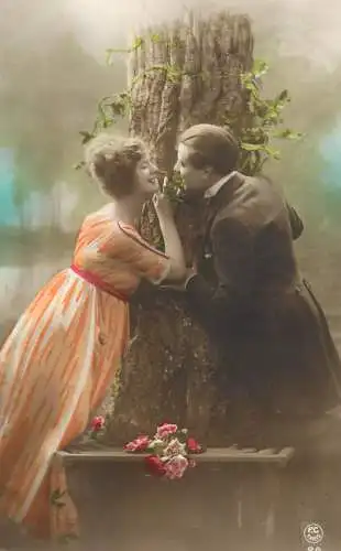 Postcard cpa amoreux romantic couple love idyll elegance coiffure tree