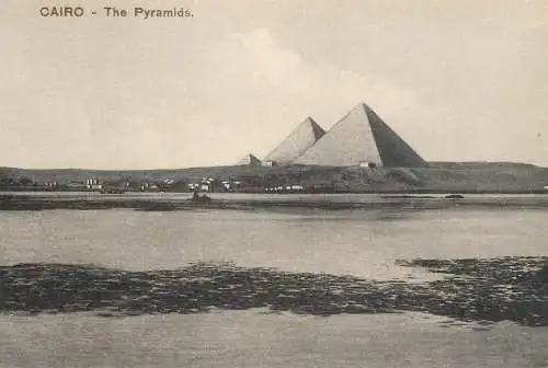 Postcard Egypt Cairo the Pyramids of Guizeh and Sphinx