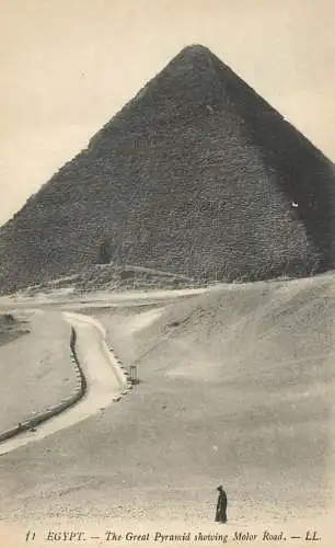 Egypt the Great Pyramid Molor road