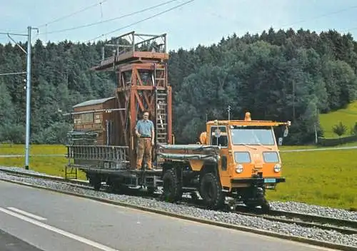 Transportation card trains Muhle Matzingen FW Zweiwegfahrzeug Trenkle Tm 251 im Dienste des Fahrleitungsunterhaltes
