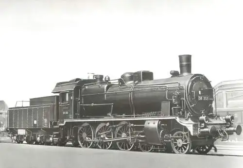 Train locomotive 1320 type 1910