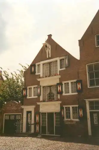 Netherlands Limburg Thorn Kodak photo Veere 1993 typical house facade