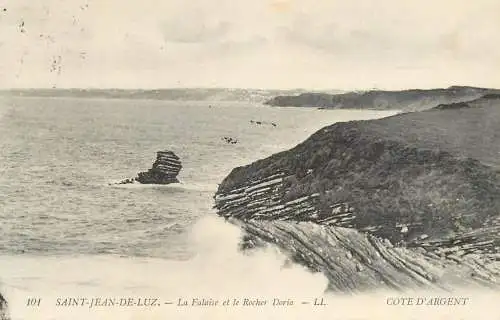 France Pyrénées-Atlantiques Saint Jean de Luz la falaise et le Rocher Doria