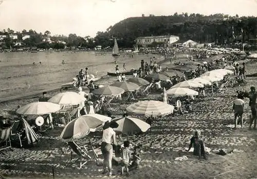France postcard Var Cavalaire-sur-Mer la plage