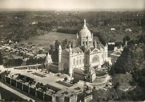 France postcard Calvados Lisieux la basilique 1959