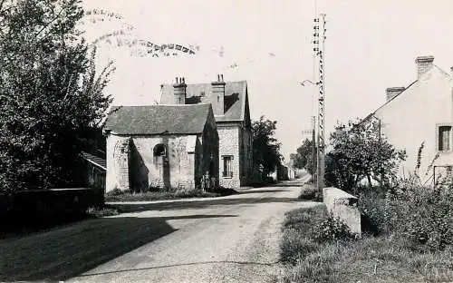 France postcard Batilly en Gatinais la chapelle 1955