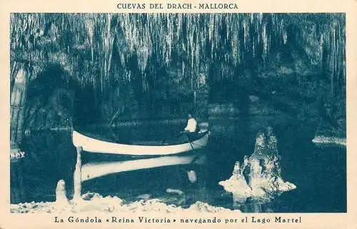 Spain Mallorca Cuevas del Drach Gondola "Reina Victoria" navegando Lago Martel