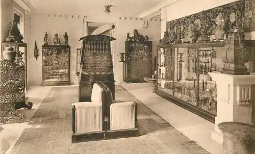 Belgium Chateau de Mariemont Salle de Bronze - Objets d'art d'extreme-Orient