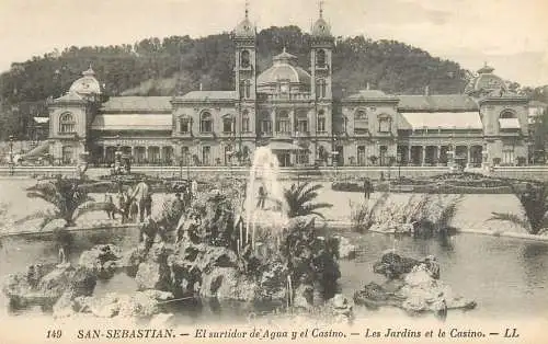Spain postcard San Sebastián el surtidor de Agua y el casino