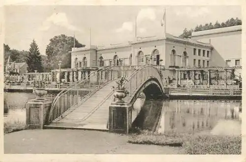 France postcard Orne Bagnoles-de-l'Orne passarelle et casino du Lac