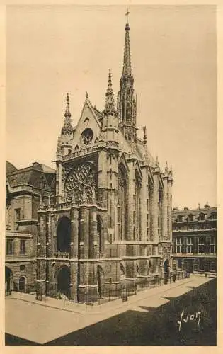 France postcard Paris la Sainte Chapelle Holy Chapel