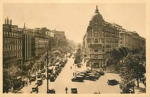 France postcard Paris Carrefour Richelieu Drout boulevards des italiens et Haussmann