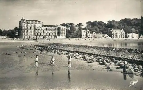 France postcard Calvados > Houlgate la plage et l'Hotel Imbert