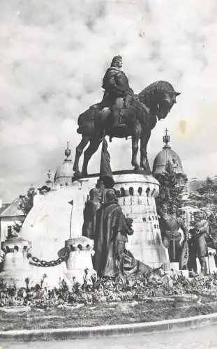 Postcard Romania Cluj-Napoca statuia lui Matei Corvin