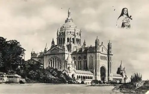 Postcard France Calvados > Lisieux basilique