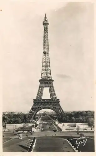 France postcard Paris > Tour Eiffel palais de Chaillot 1950