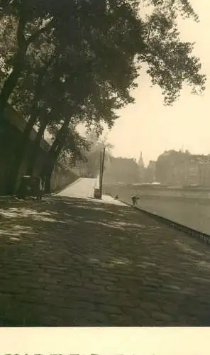France postcard Paris Seine river banks