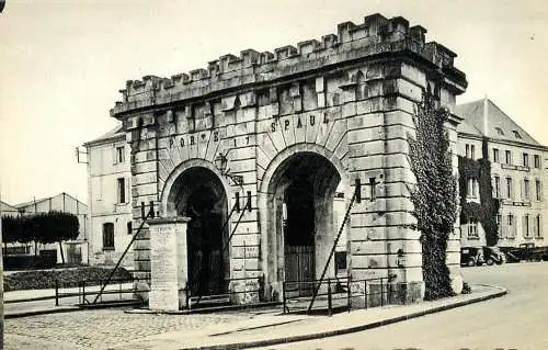 France postcard Meuse > Verdun Porte Saint Paul