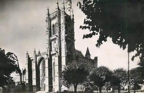 Postcard France L'Auvergne eglise St. Jean Clocher Ambert