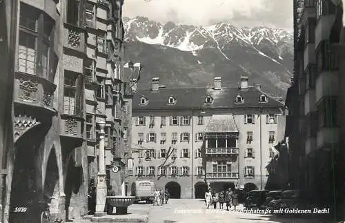 Austria postcard Innsbruck Herzog Friedrichstrasse mit Golden Dachl