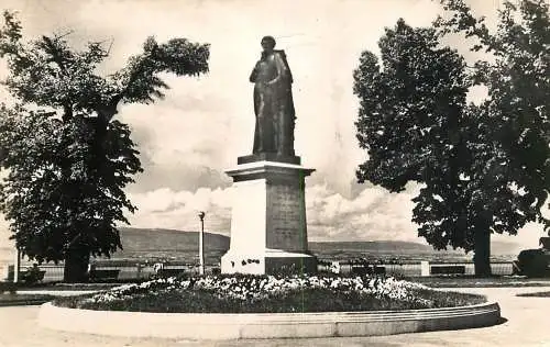 France postcard Haute Savoie > Thonon-les-Bains statue du General Dessaix