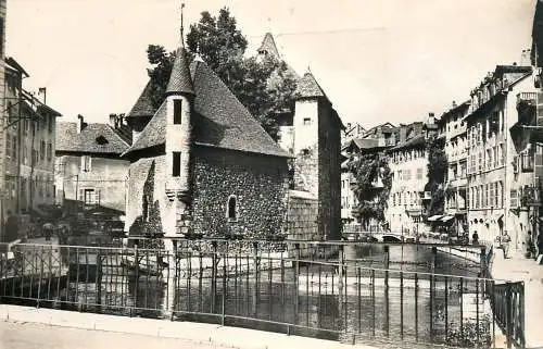 France postcard Annecy le palais de l'Isle
