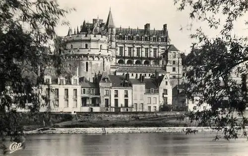 France postcard Nievre Amboise Cosne sur Loire