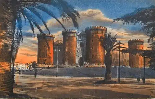 Italia postcard Naples Maschio Angioino