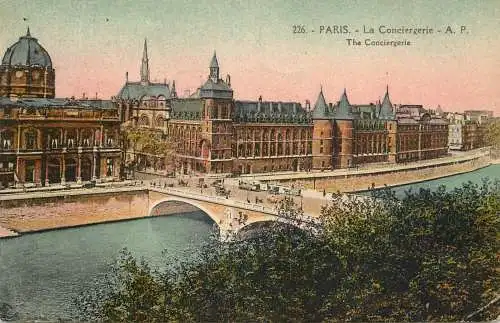 France Paris cpa la Conciergerie