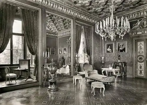 Germany Baden Baden Neues Schloss Roter Salon Empfangssaal der Grossherzogin Luisse