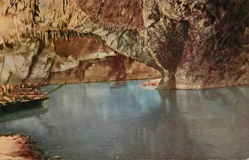 Postcard Belgium les Grottes de Han le lac d'embarquement