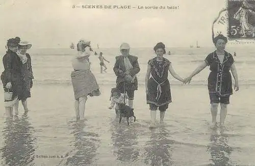 France carte d`autrefois scenes de plage la sortie du bain