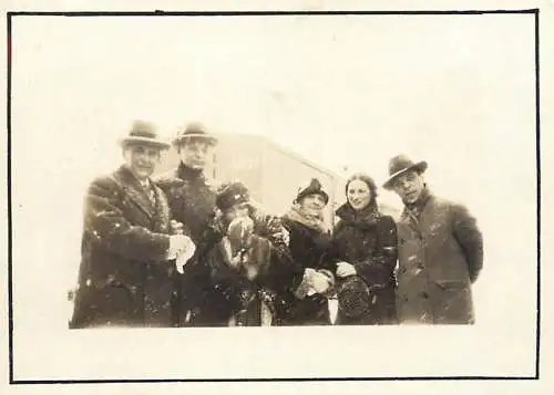 Anonymous persons group photo winter
