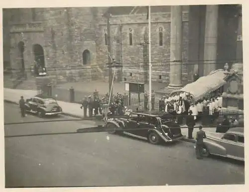 England Royal Family in Caterham 1947