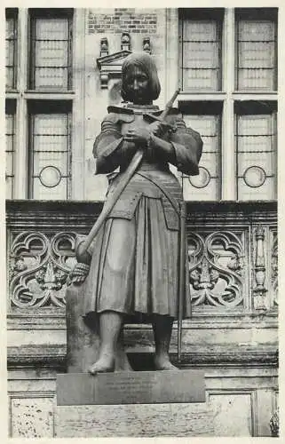 Postcard France Orleans Jeanne d'Arc statue