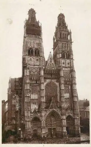 Postcard France Tours la cathedrale Saint Gatien