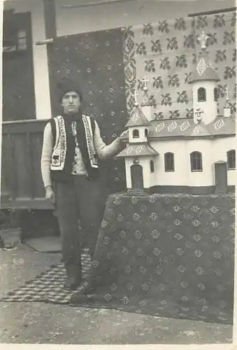 Annonymous person Romania folk type