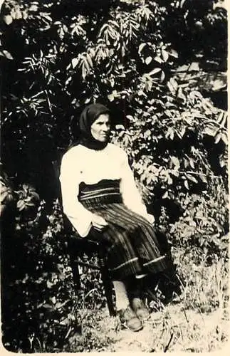 Annonymous person Romania woman folk type