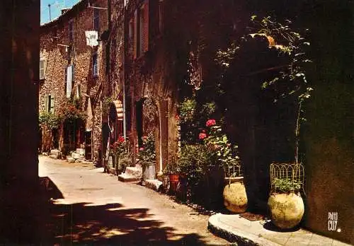 France Saint-Cezaire-sur-Saigne Alpes Maritimes rue pittoresque du vieux bourg