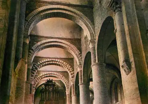 France Tournus Eglise St Philibert vue interieure