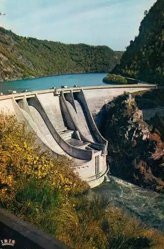 France Gorges pittoresques de Dordogne Barrage de l'Aigle