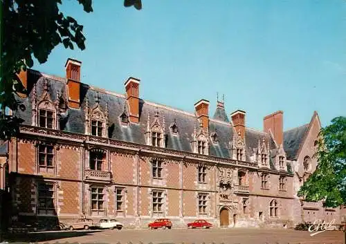 France Le Chateau de Blois la facade Louis XII