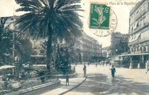 Africa postcard Algeria Algiers place de la republique