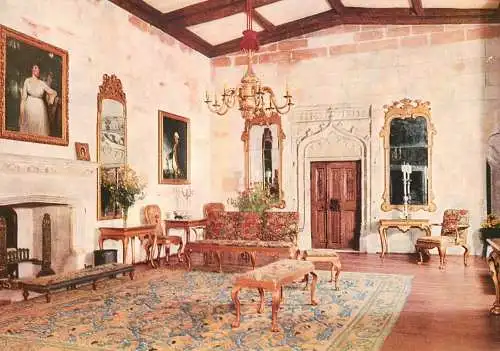Postcard United Kingdom England Berkeley castle the long drawing room