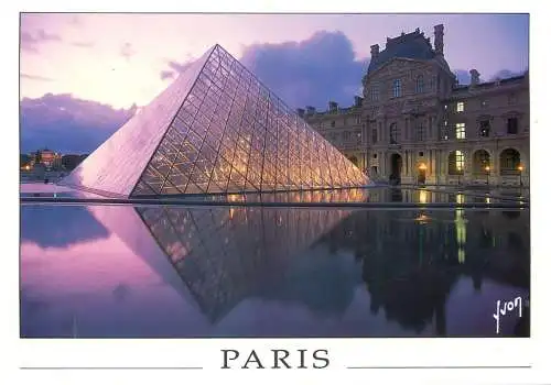 Postcard France Paris > Louvre la pyramide illuminee