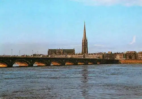 Postcard France Bordeaux le pont de Pierre