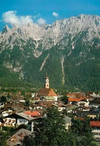Postcard Germany Mittenwald gegen Karwendelgebirge